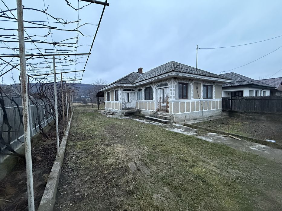 Teren 662mp + casa 112mp