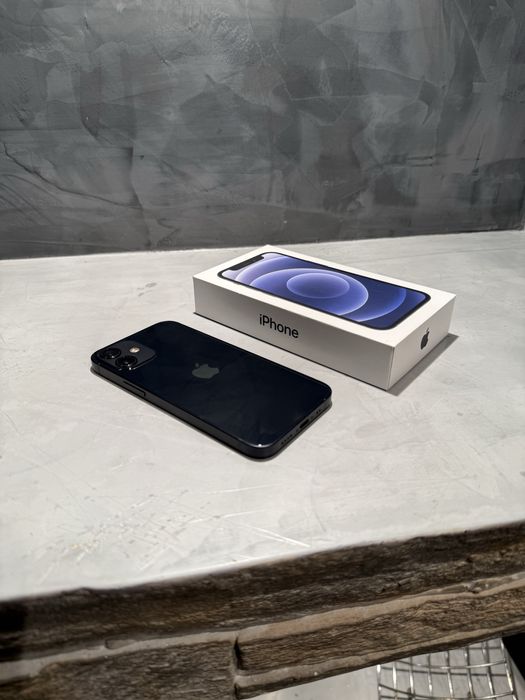КАТО ЧИСТО НОВ Iphone 12 mini black 128 GB