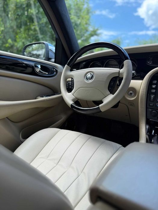 Jaguar xJ 2.7d SOVEREIGN