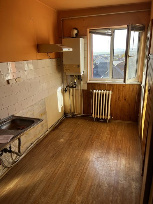 Vand apartament decomandat 3 camere