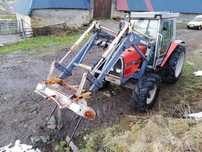 Tractor cu Încărcător Frontal