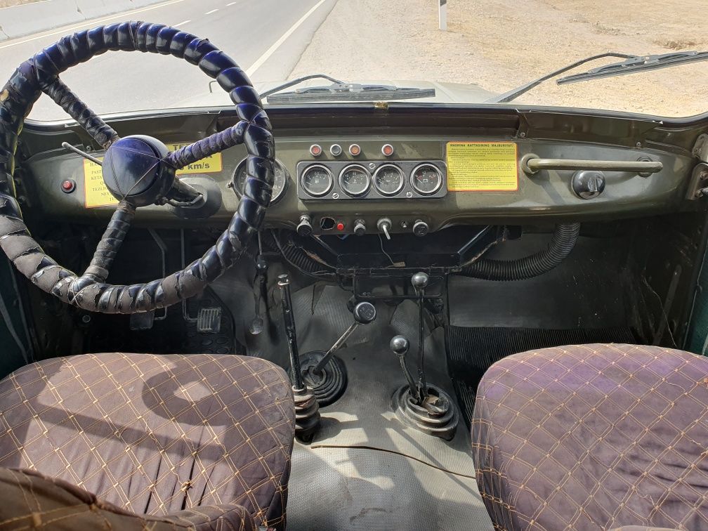 Uaz sotiladi yil 2002 holati zòr