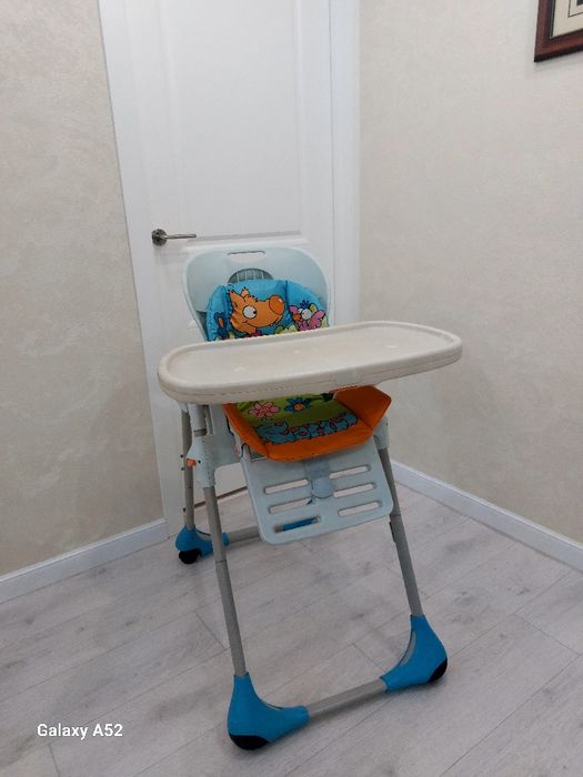 Стол для кормления