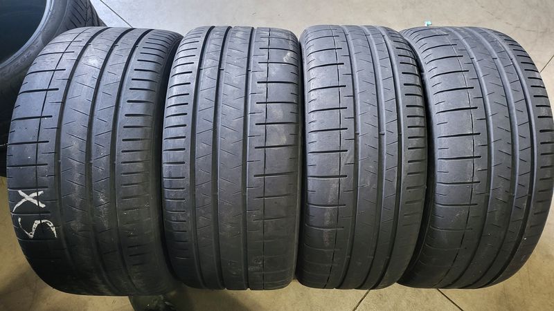325/35/22//285/40/22/PIRELLI Pzero Corsa