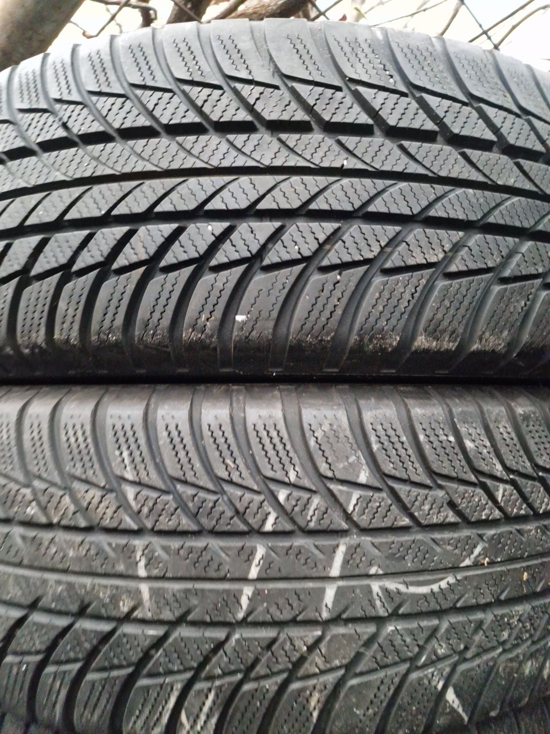 215 65 17 Bridgestone dot 2021 2 anvelope iarna