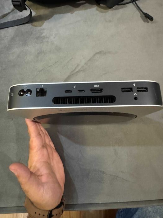 Mac Mini, M1, 16gb RAM, 256 SSD