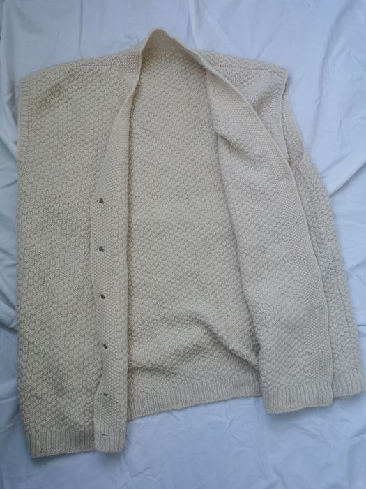vesta/cardigan din lana