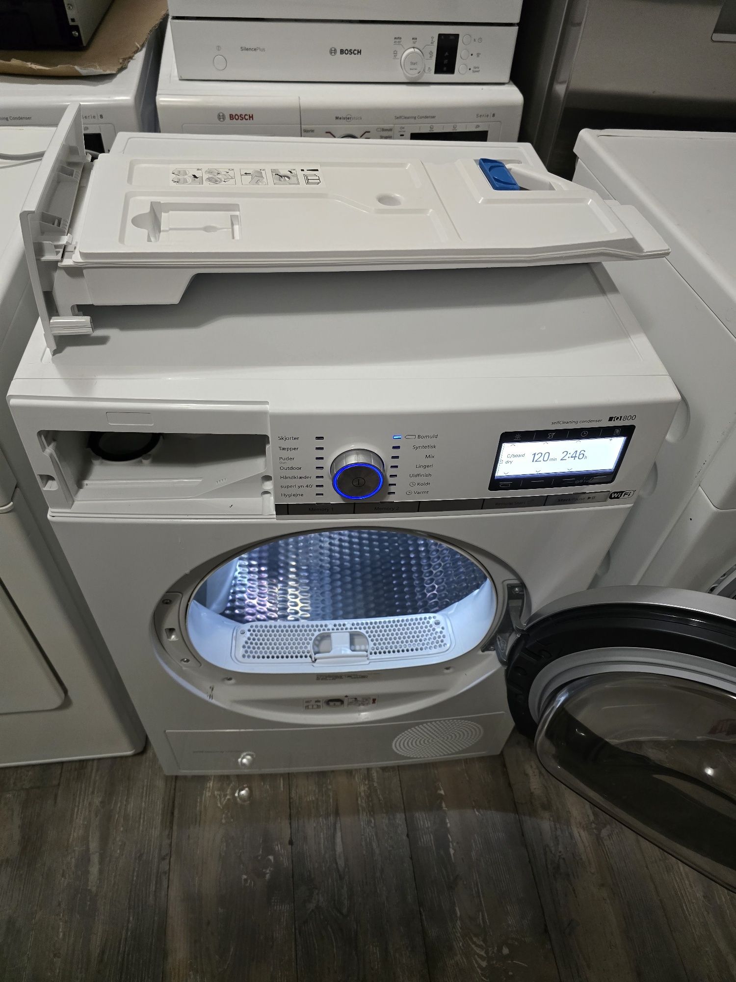 Сушилня Siemens iq800 wi-fi