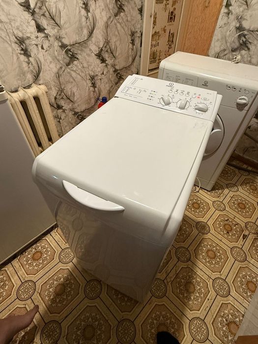 Стиральная машина INDESIT