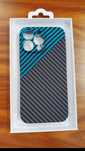 Husa iPhone 14 Pro Max model carbon.
