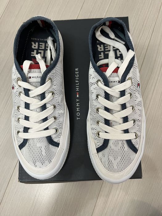 Adidasi Tommy Hilfiger dama