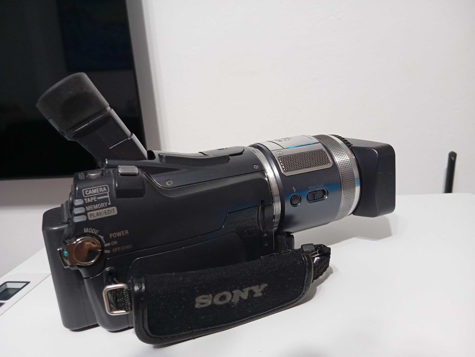Sony Handycam HDR-FX7E – Cameră video HDV semi-profesională