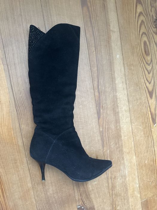 Продам зимние сапоги