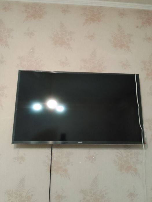 Телевизор Samsung Full HD TV D 108