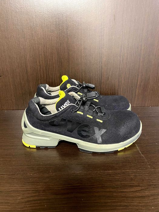 Немски работни олекотени обувки UVEX, предпазни обувки - модел 5