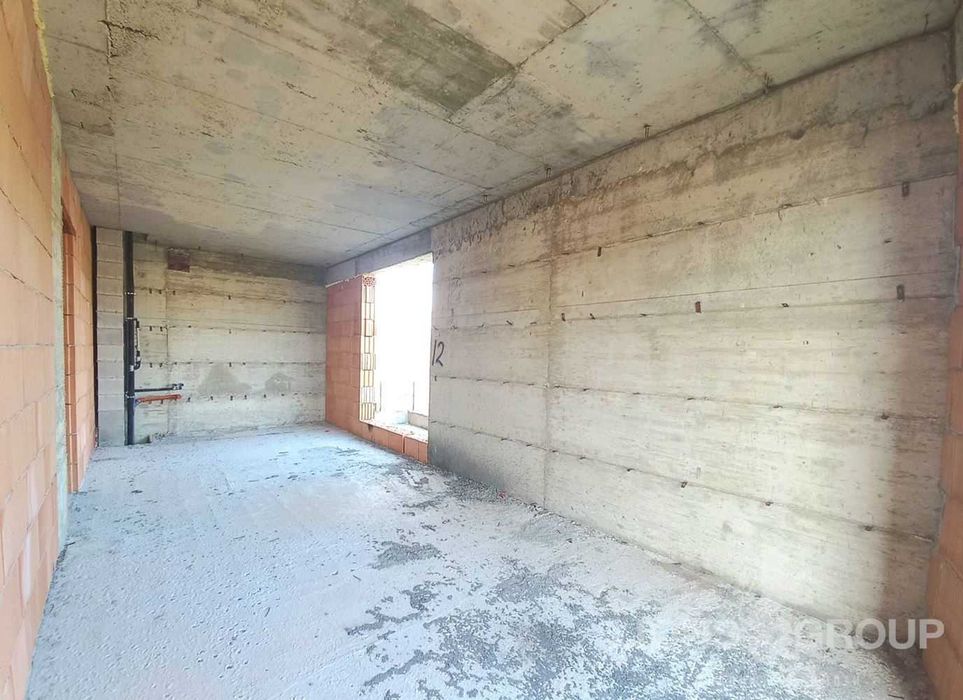 Продава се Двустаен апартамент в Варна, Левски - 67 кв.м за 1789 €/кв.м - Снимка #1