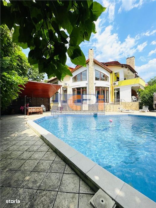 Vanzare Casa Vila cu piscina gradina 2500 mp Pipera