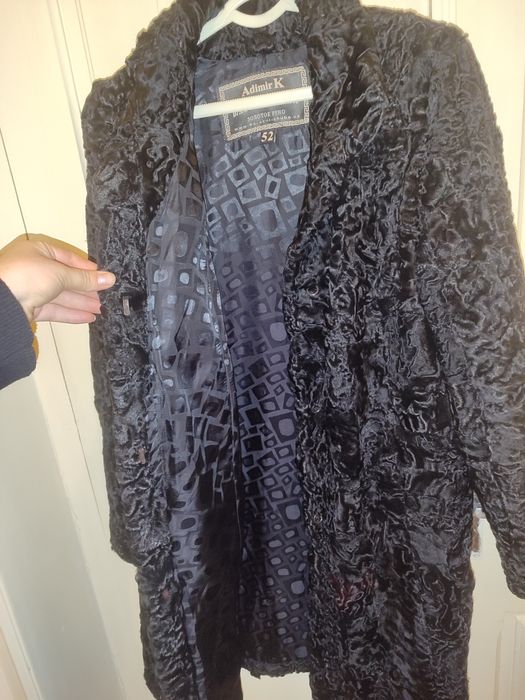 Продаётся шубка .