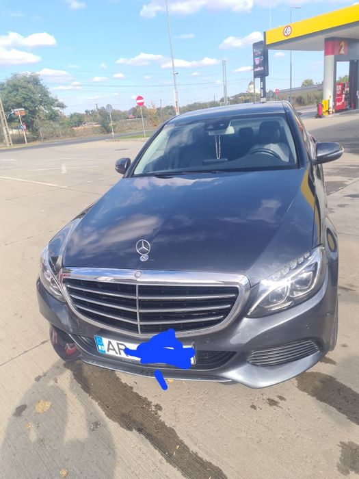 Vând sau schimb mercedes C clas 2015 motor 1.6d