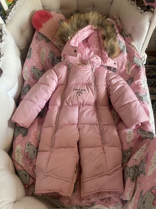 Продам в хорошем состоянии зимний детский комбенезон размер 98