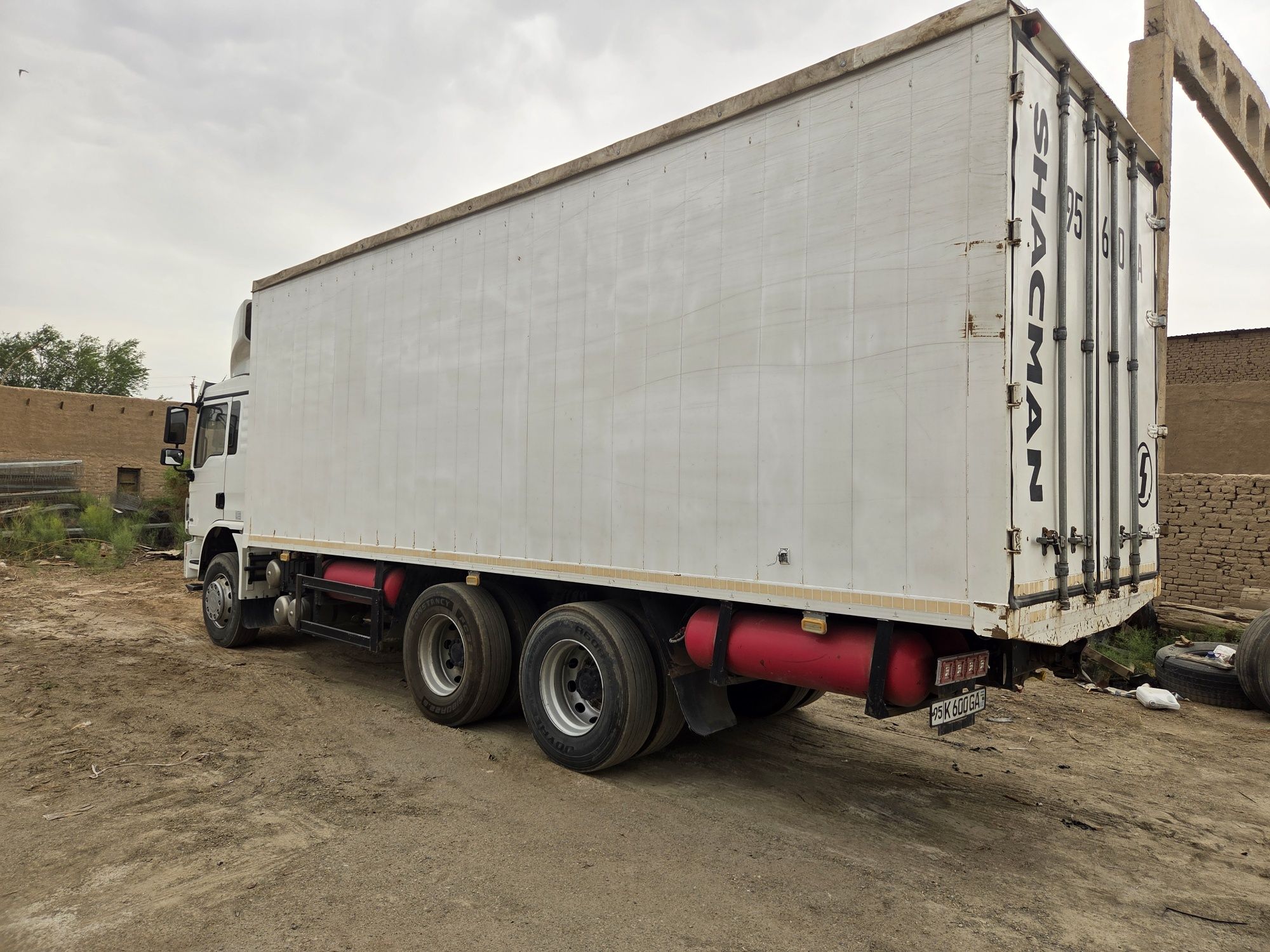 CHACMAN L3000 сотилади