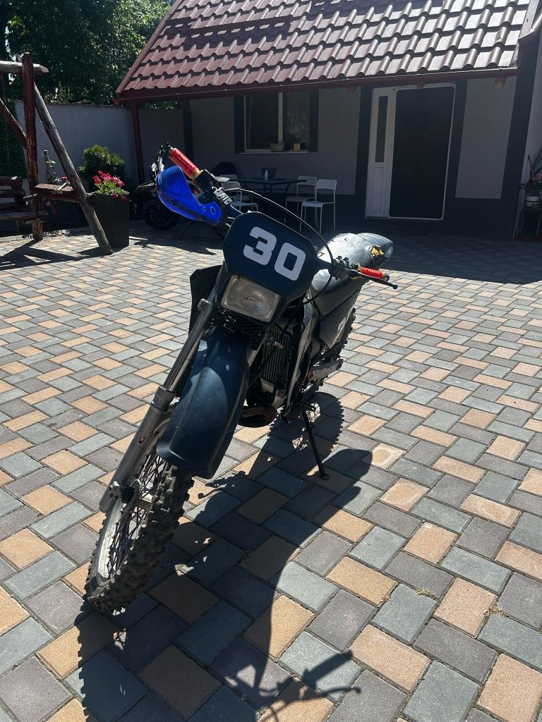 Vând motocross yamaha yzf r125