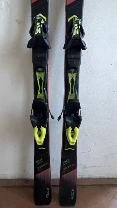 Se vand Skiuri Ficher RC4