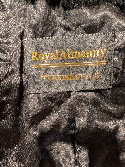 Продам шубу из натурального меха