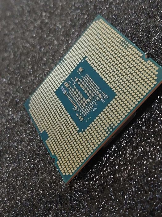 Intel Core i5 10500E, 6-ядрен, LGA 1200