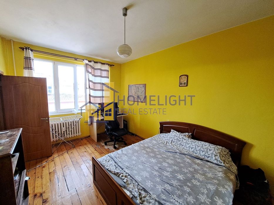 Продава се Двустаен апартамент в София, Център - 52 кв.м за 3558 €/кв.м - Снимка #4