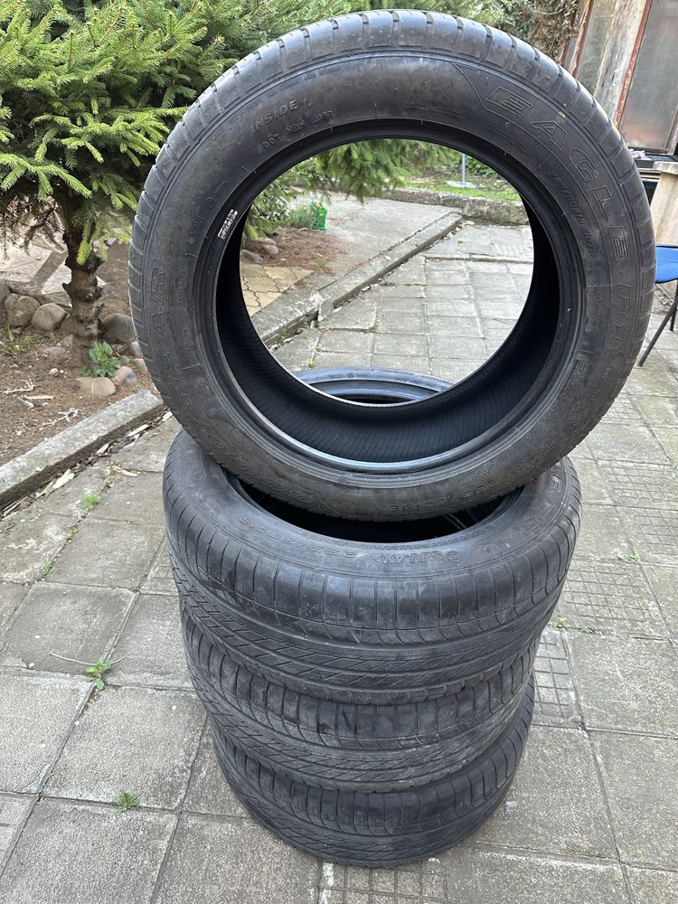 Продавам гуму Goodyear 255/50/19 run on flat