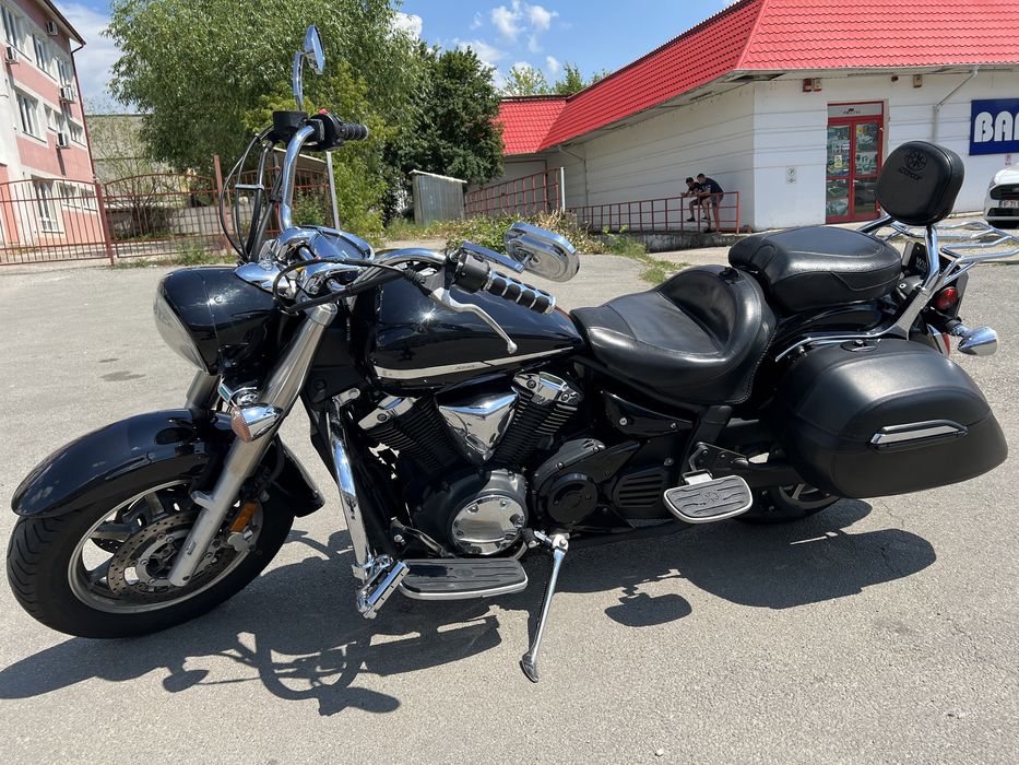 Yamaha XVS 1300 midnight star