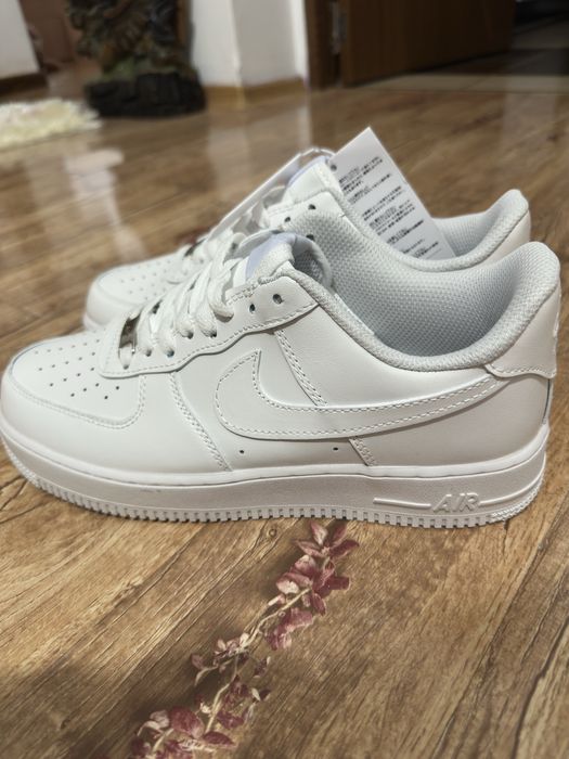 Vand Nike Air Force 1