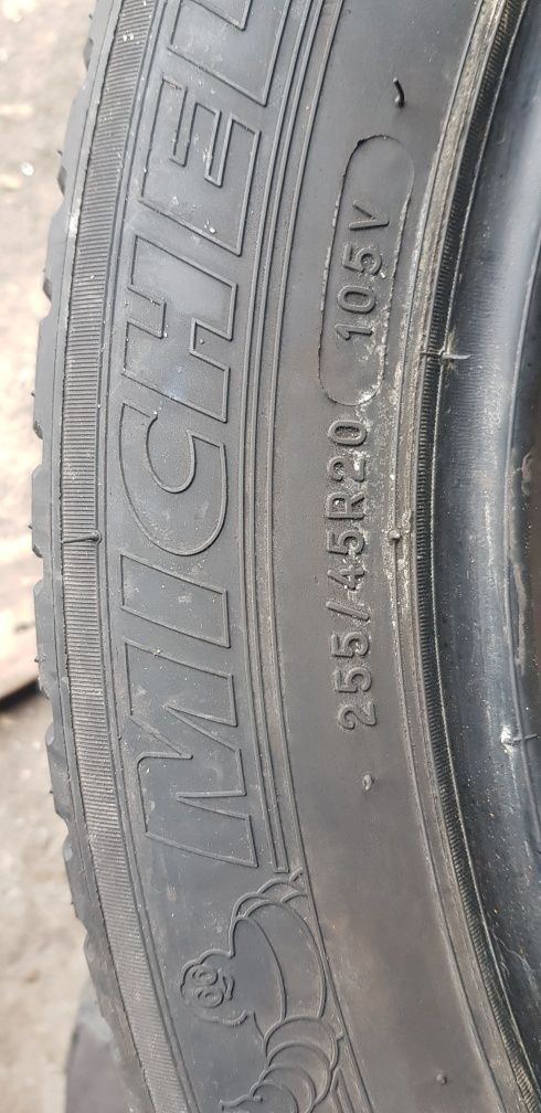 Летни гуми-20цола-255/45-1бр.-120лв."MICHELIN "