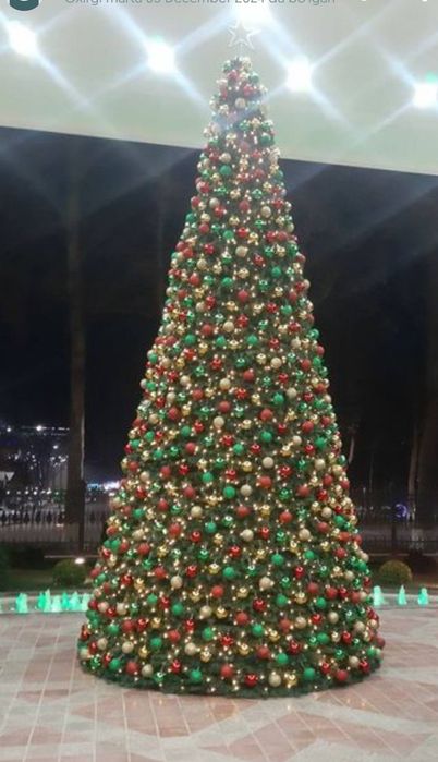 Новогодняя ёлка Гигант. Новогодняя елка Реклама
