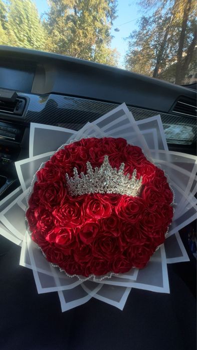 Trandafiri din satin, la doar 400 de lei orice model