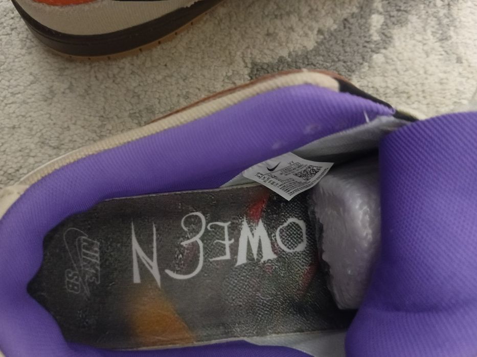 Кастомные кроссовки