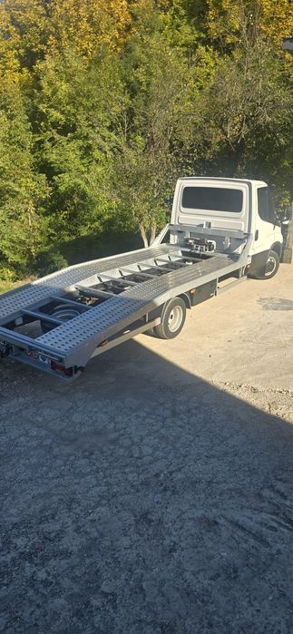 Vând platforma iveco an 2021 3,0 ca noua