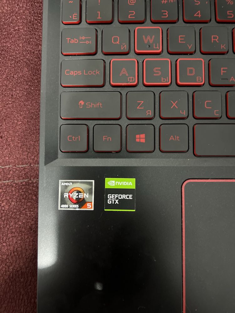 Игровой ноутбук Acer