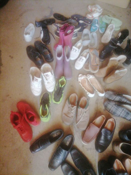 Stoc marfa Second-hand îmbrăcăminte și încălțăminte (bărbătească XXL)