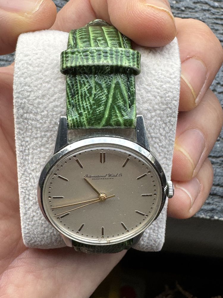Ceas IWC cal  401 vintage in stare foarte buna