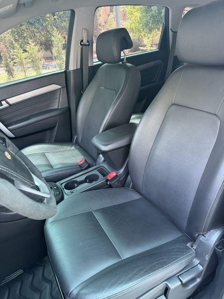 Chevrolet Captiva 4 Qora 2018 Toza