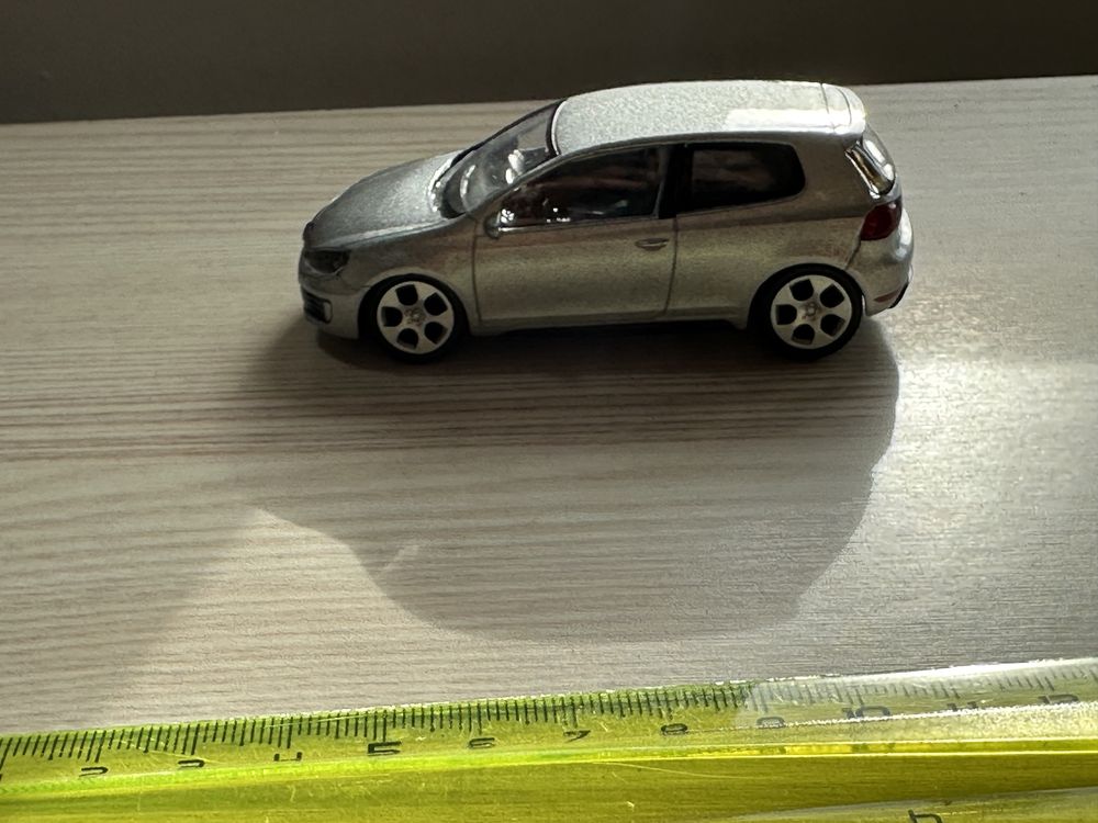 VW Golf GTI welly  scara 1:43