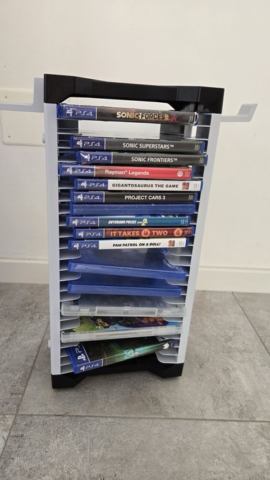 Vand consola PS4