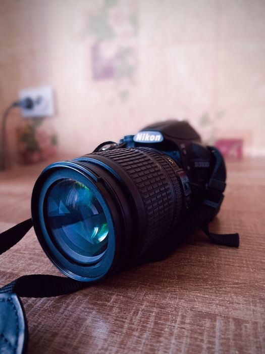 Продам Фотоаппарат Nikon D3100