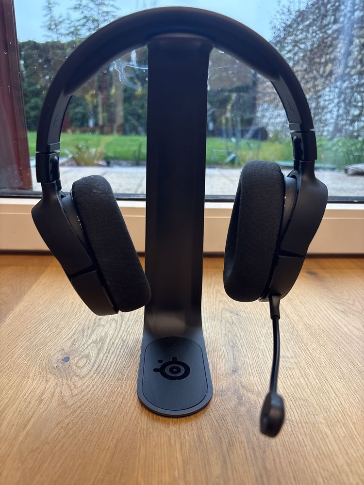 Steelseries Artics 1 Wireless слушалки (Продават се без поставката)