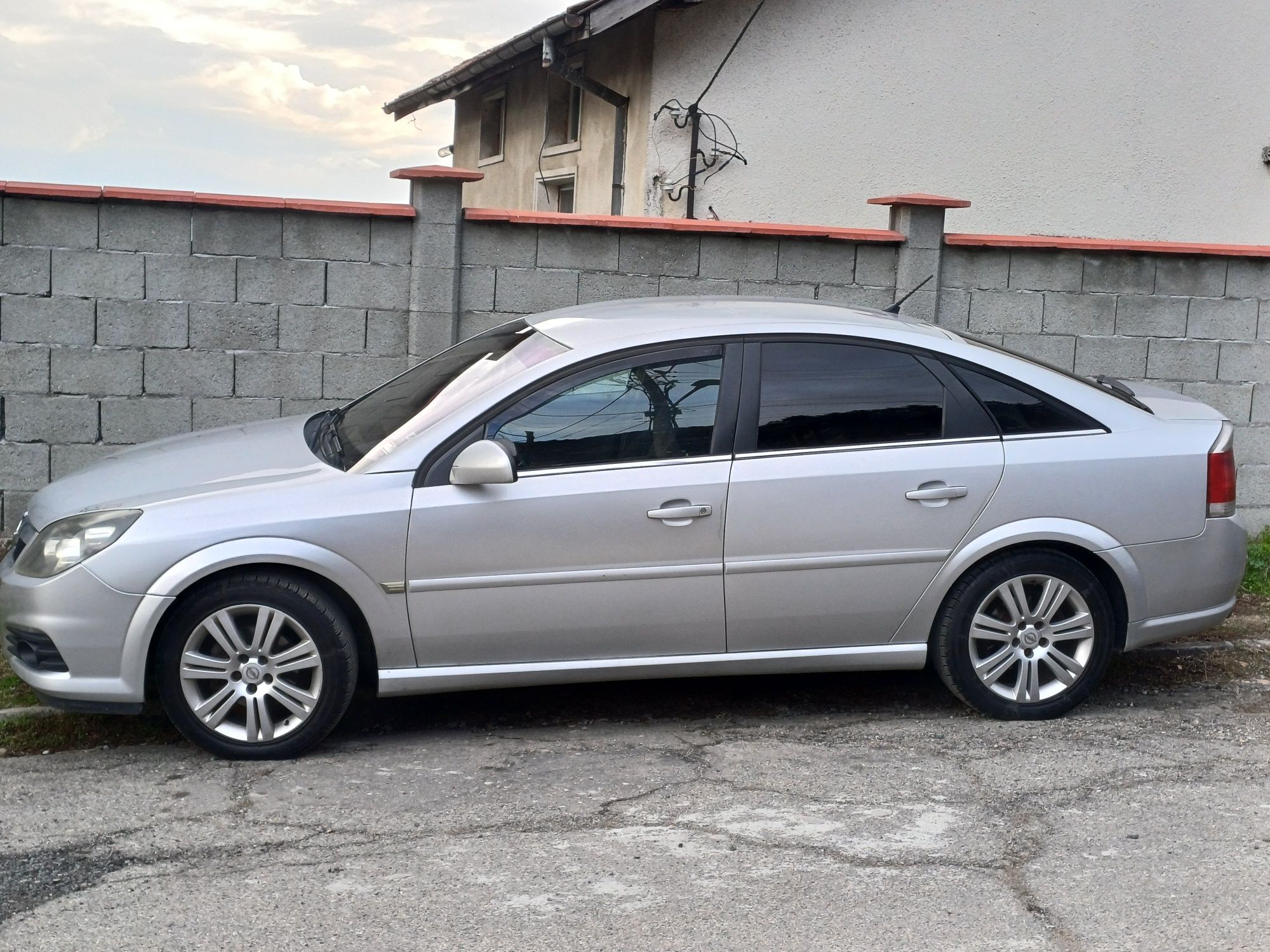 Вектра Ц 1.9 150 коня