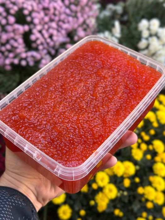 Красний икра форели