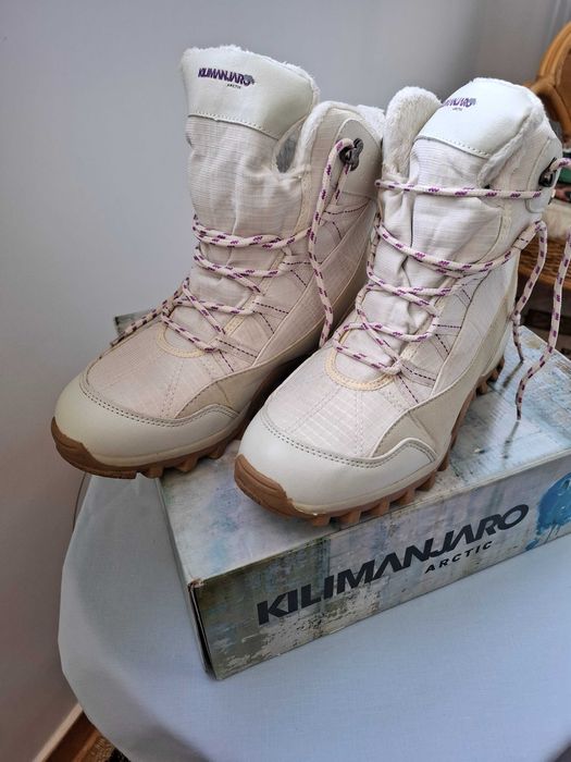 Ghete damă pentru drumeții în orice sezon