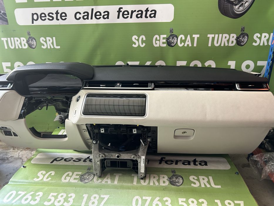 Dispaly navigație Range Rover Velar